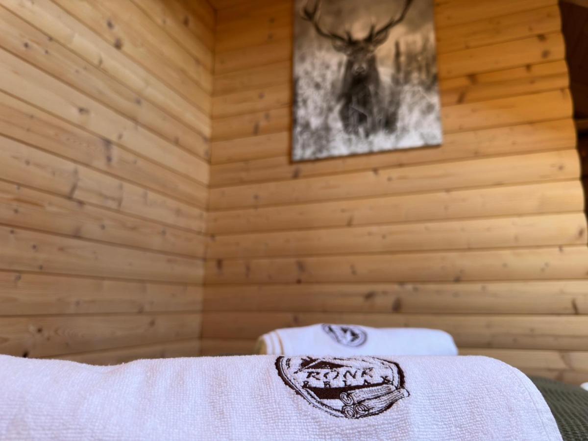 Roenk Relax Διαμέρισμα Μίσκολτς Εξωτερικό φωτογραφία