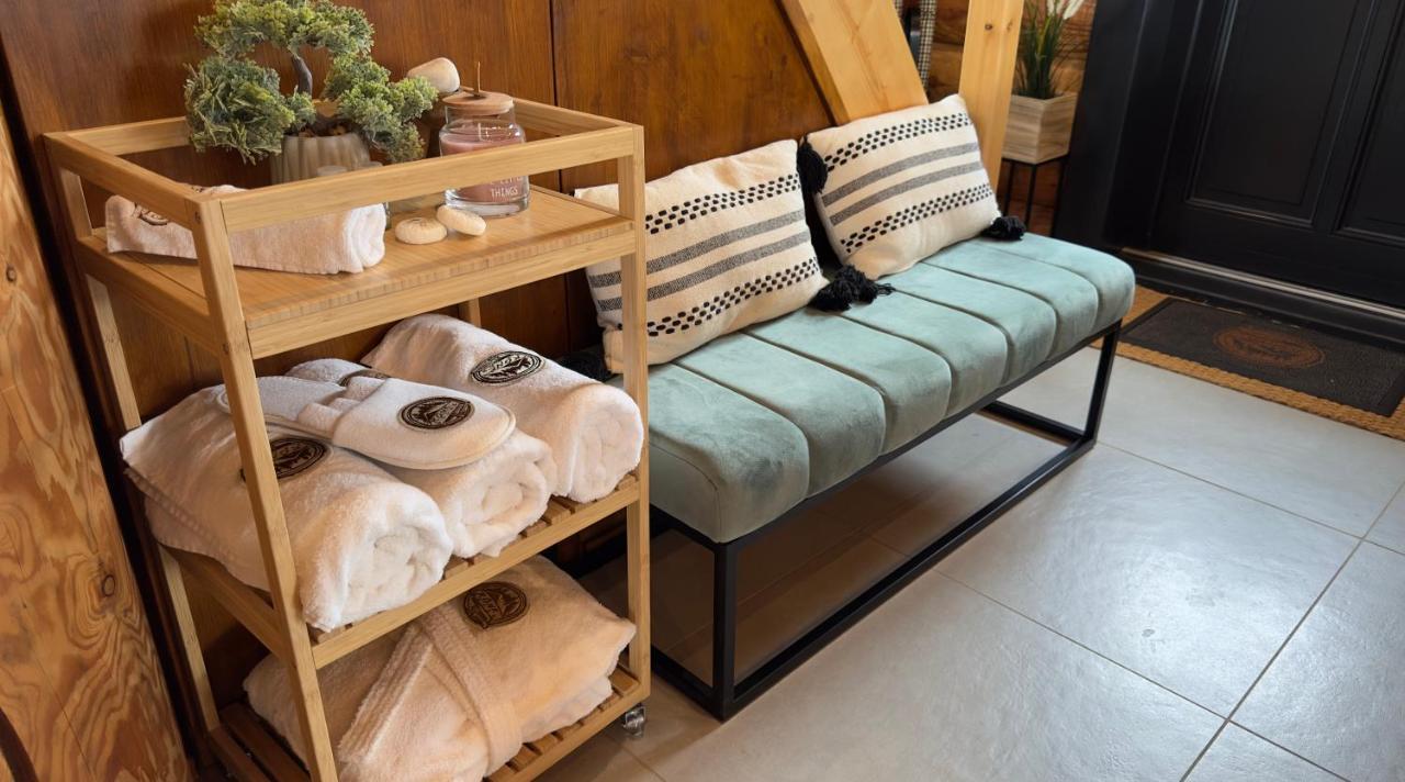 Roenk Relax Διαμέρισμα Μίσκολτς Εξωτερικό φωτογραφία