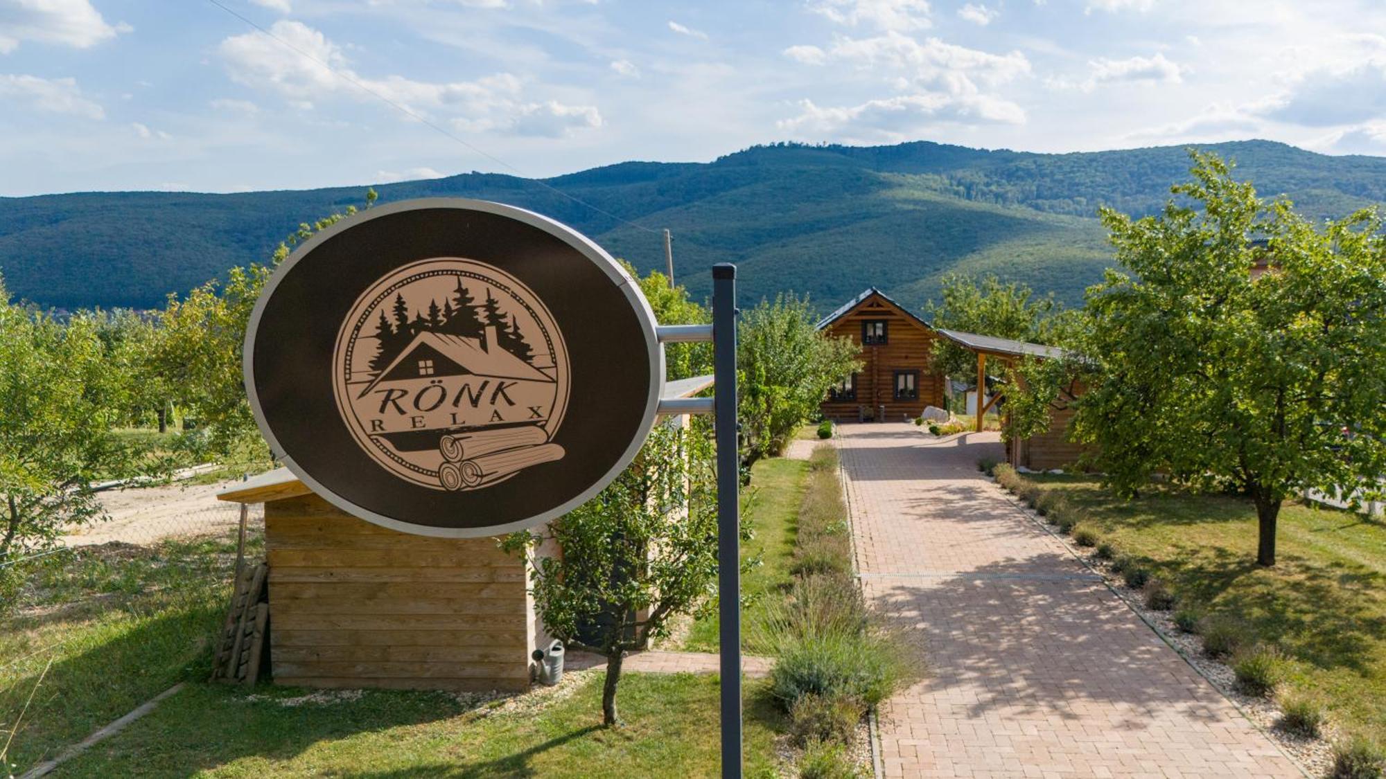 Roenk Relax Διαμέρισμα Μίσκολτς Εξωτερικό φωτογραφία